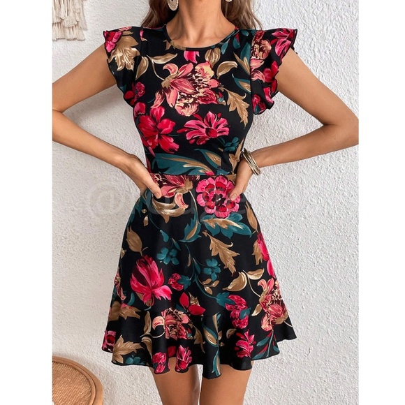 Floral Black Short Fit & Flare Dress Ruffle Trim - Picture 8 of 9